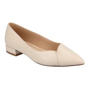 Journee Women's Carmin Pointed Toe Flats Bone Size 9 1/2 W